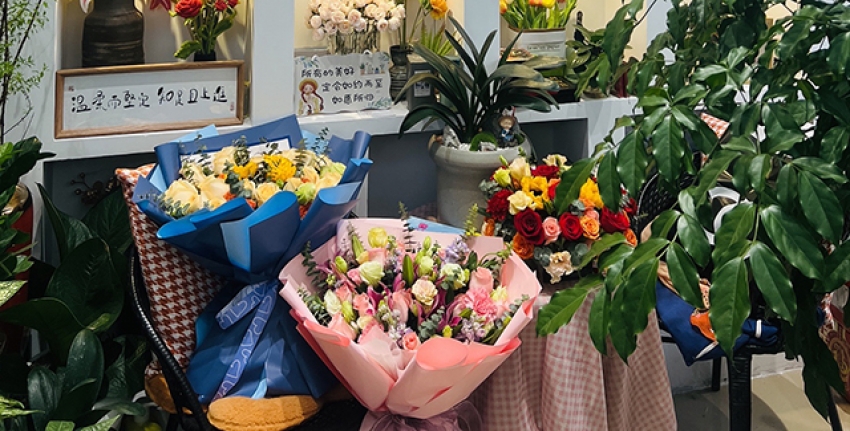 馨语花艺花店图片